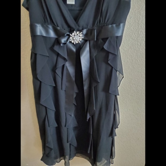 Adrianna Papell Evening Boutique Black Silk Dress - Picture 5 of 5
